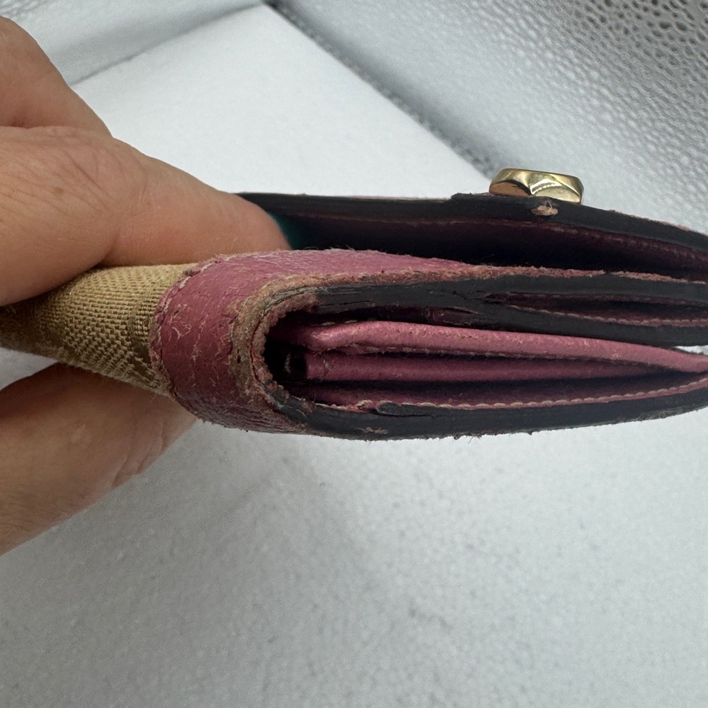Gucci Beige Monogram Canvas Wallet with Burgundy Leather Trim - Picture 6 of 7